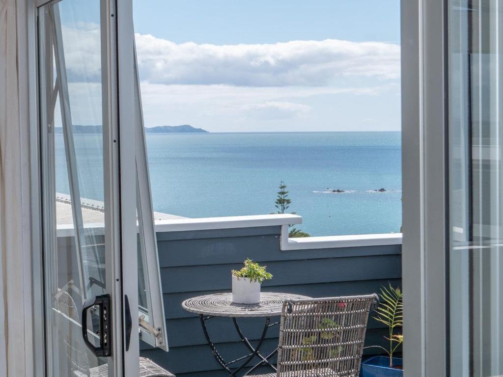 Doubtless Bay Retreat Apartment Coopers Beach Bagian luar foto